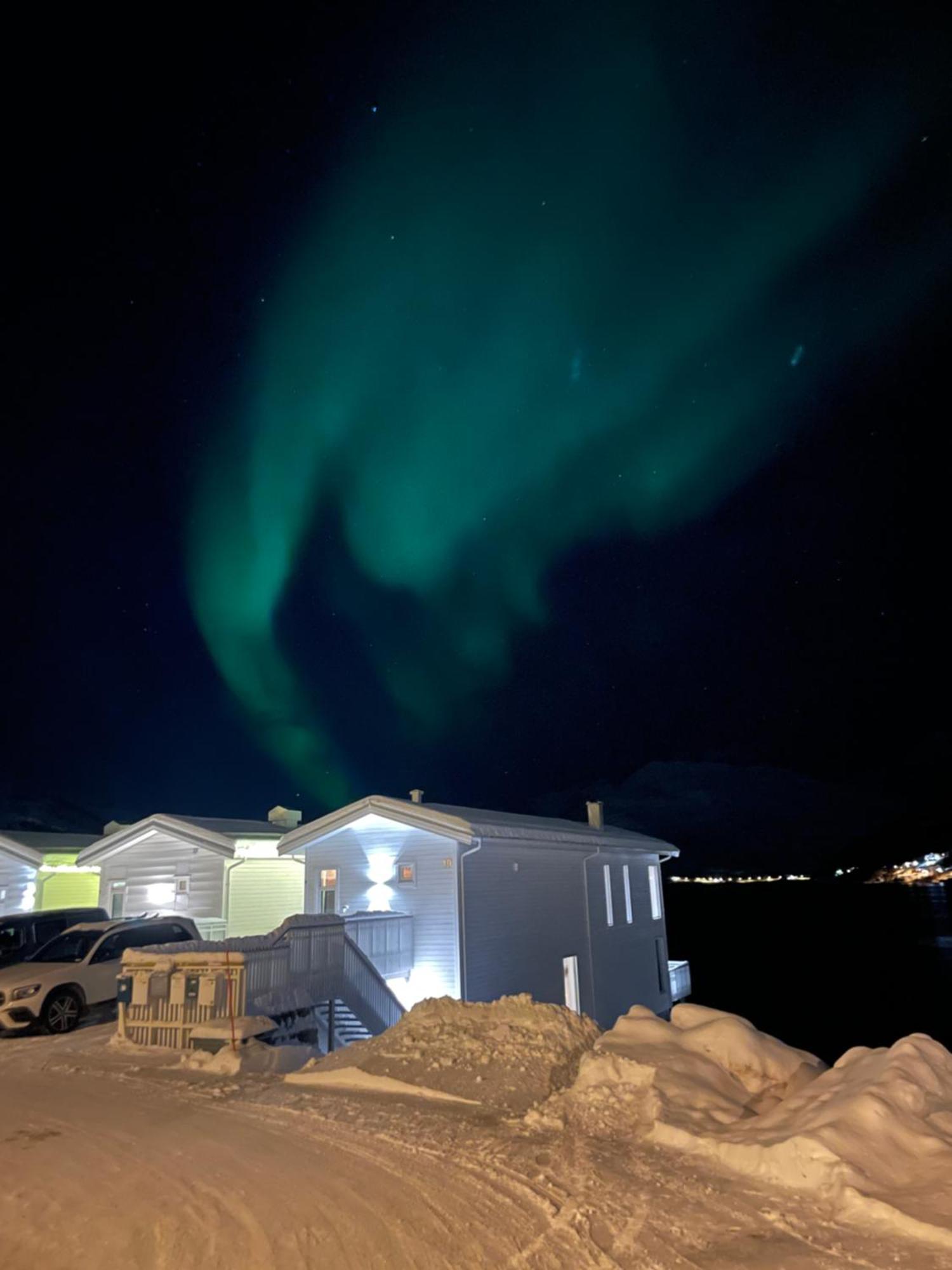 Leilighet Moderne Hybelleilighet Med Unik Beliggenhet *